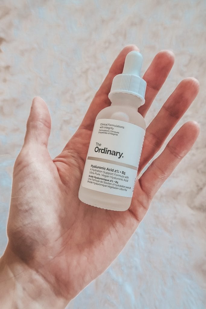 recensione del siero viso all'acido ialuronico di The Ordinary