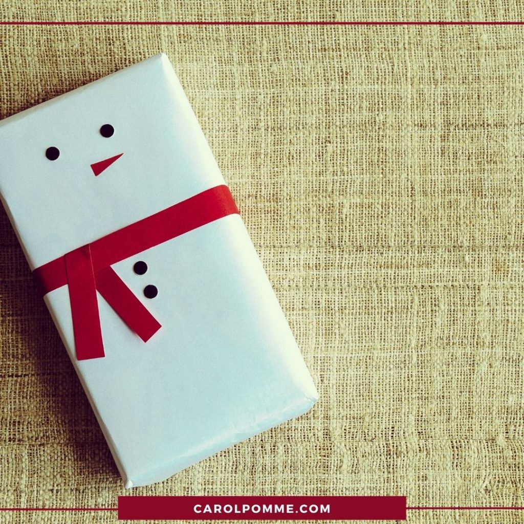impacchettare un regalo in modo originale