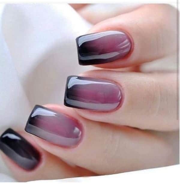 unghie ombré viola scuro