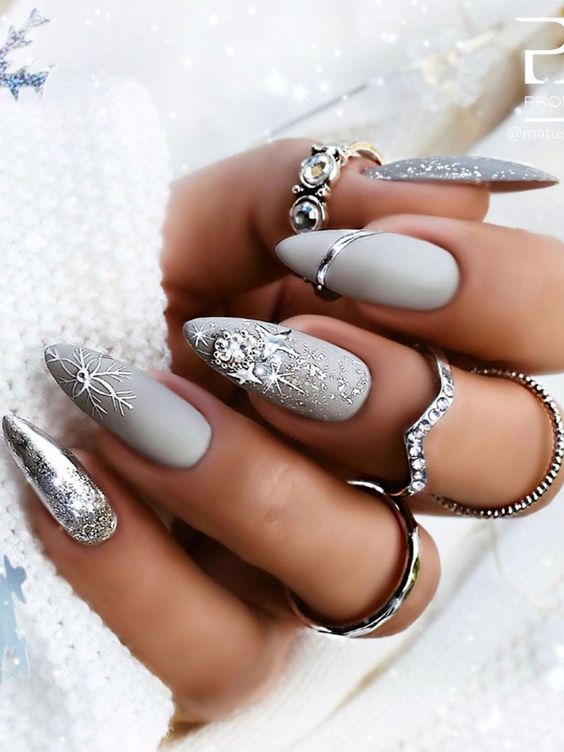 nail art argento