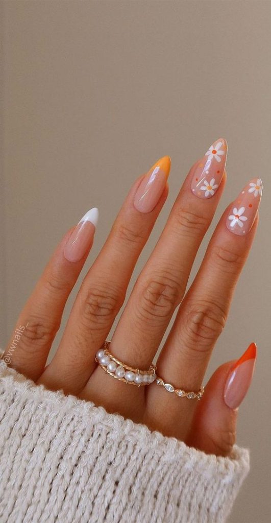 unghie estive arancio e bianche